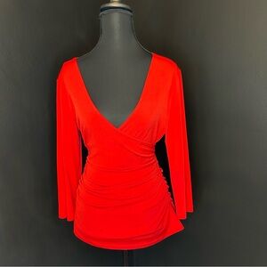 Gorgeous Elegant Red V-Neck Ruched Top